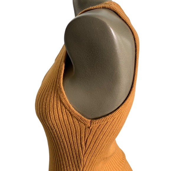 Double zero size large halter camel ribbed fitted dress side slit stretchy soft - Picture 4 of 9